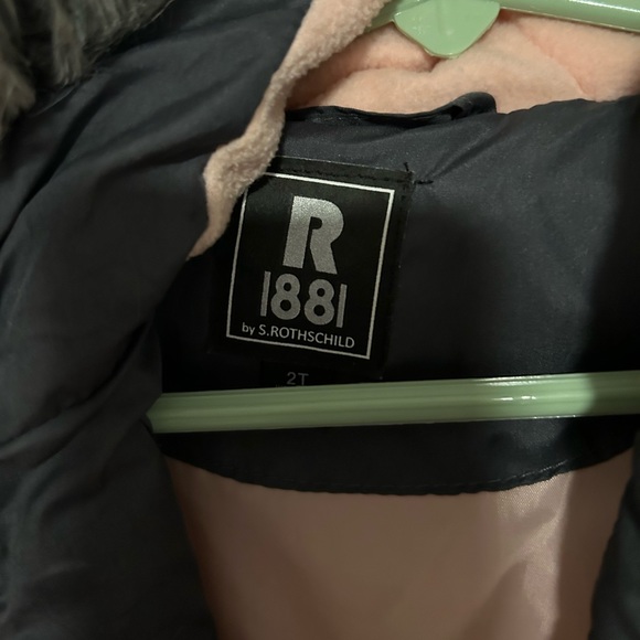 Gray jacket - Picture 4 of 4